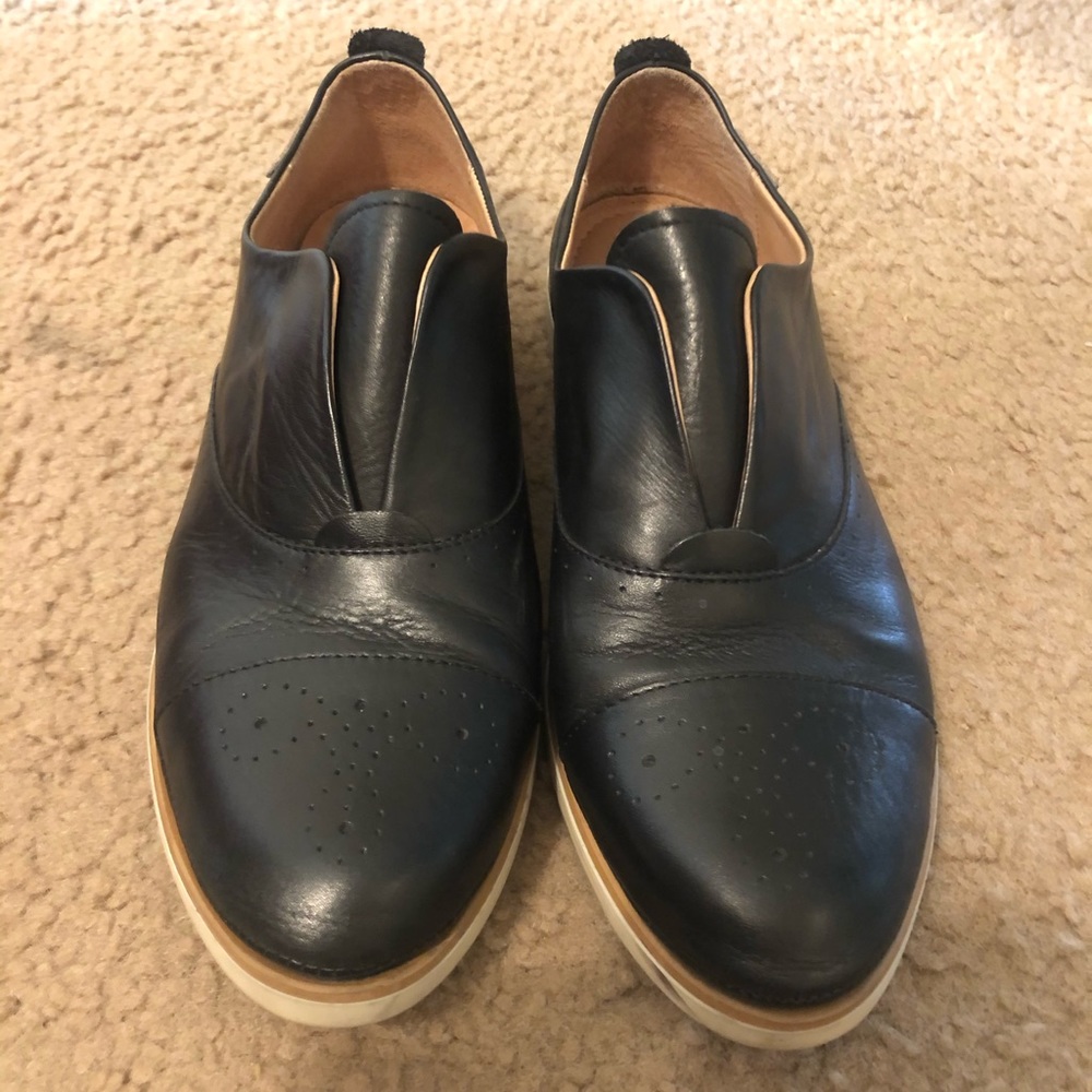 PIKOLINOS black Leather Oxfords